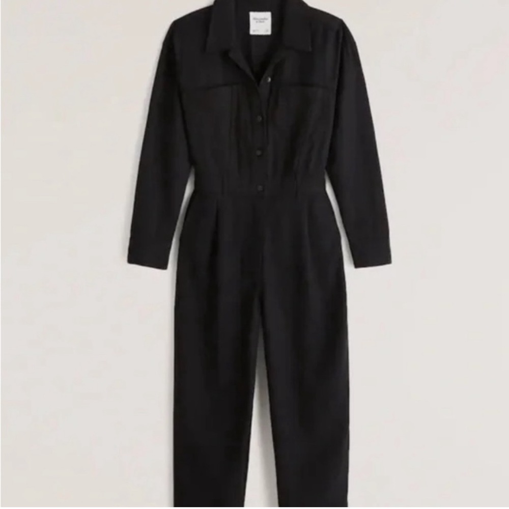 Abercrombie & Fitch Long Sleeve Utility Jumpsuit in Black